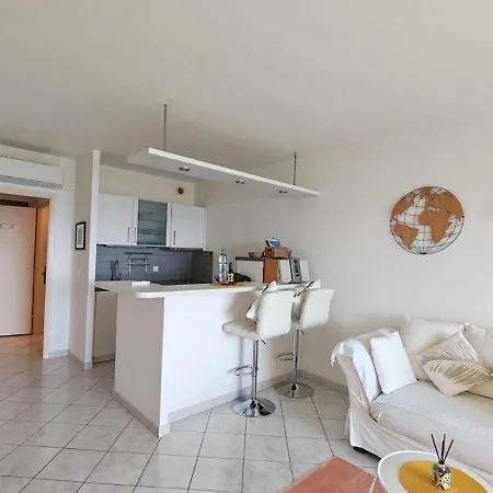 Superbe Pieds Dans L Eau Face A La De Sable Fin Route Des Iles Des Sanguinaires Apartamento Ajaccio (Corsica)